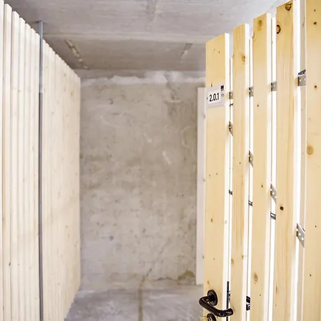 Gebirgsresort - 2 0 1